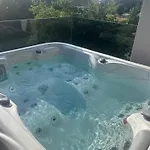 Appartement Penthouse Hedonist With Hidromassage Bath *