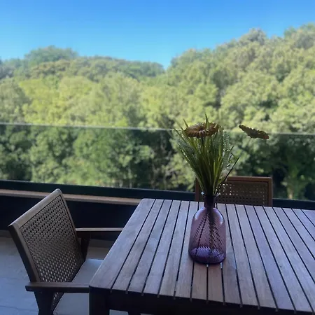 Penthouse Hedonist With Hidromassage Bath Apartman Póla